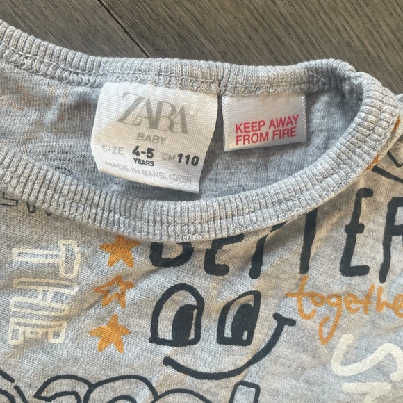 T-shirt Zara, size 4-5 (toddler) - Picture 3 of 5